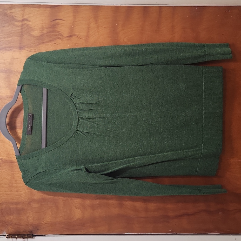 The Limited Scoop Sweater, Medium, Green